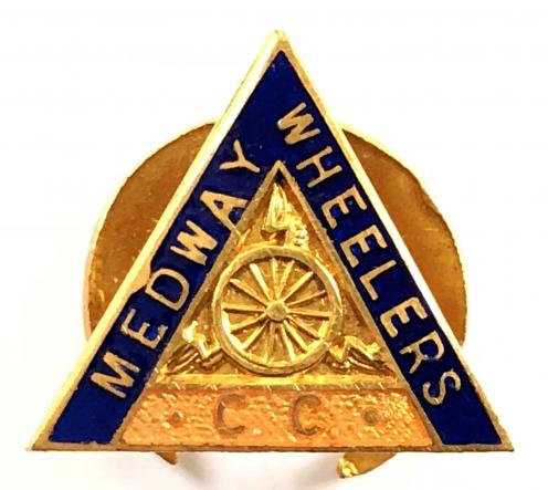 Medway Wheelers cycling club membership badge