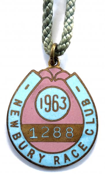 1963 Newbury horse racing club badge