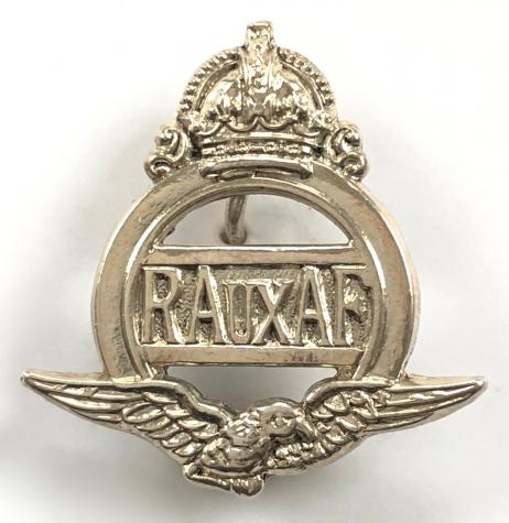 Royal Auxiliary Air Force RAuxAF silver pin badge c1947 to 1953