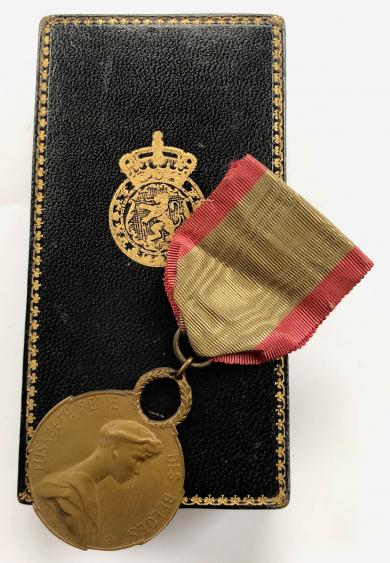 WW1 ÉLISABETH REINE DES BELGES Queen Elisabeth Medal award cased