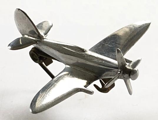 Spitfire fighter aircraft superior quality badge revolving propeller