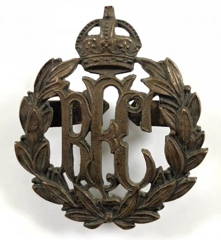 WW1 Royal Flying Corps officer's bronze RFC cap badge