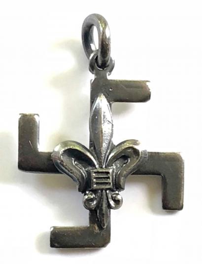 Boy Scouts silver thanks badge circa 1911
