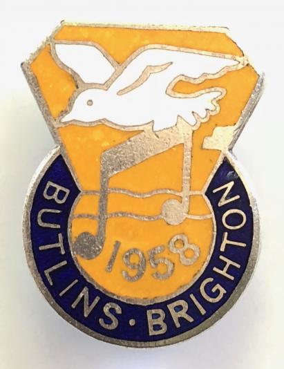 Butlins 1958 Brighton holiday camp bird and music note badge