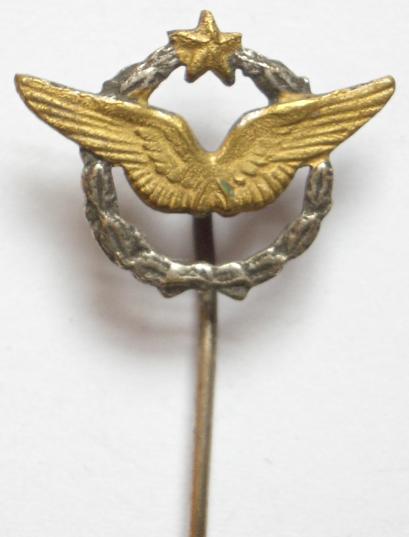 French pilot's wing miniature gentlemen's cravat pin badge circa 1930