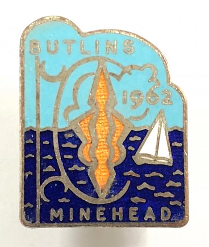Butlins 1962 Minehead holiday camp lantern and yacht badge