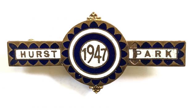 1947 Hurst Park Club horse racing badge