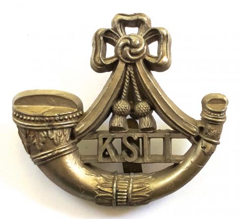 WW2 Kings Shropshire Light Infantry KSLI plastic economy issue cap badge