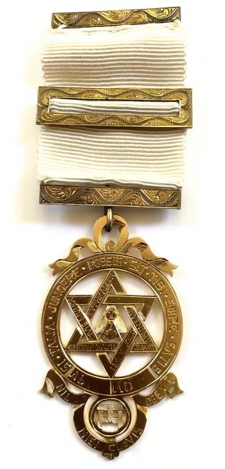 Royal Arch Chapter Masonic Victorian silver gilt jewel