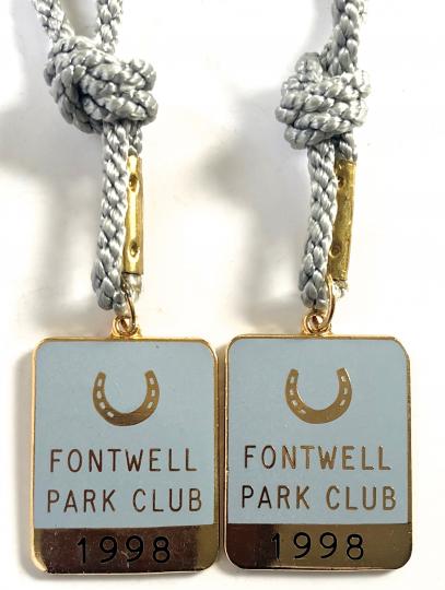 1998 Fontwell Park Club horse racing badges consecutive numbers