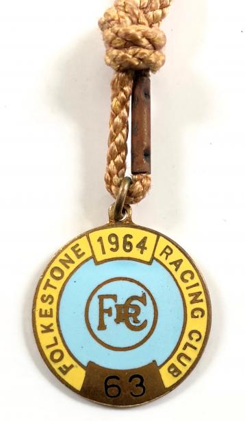 1964 Folkestone horse racing club badge