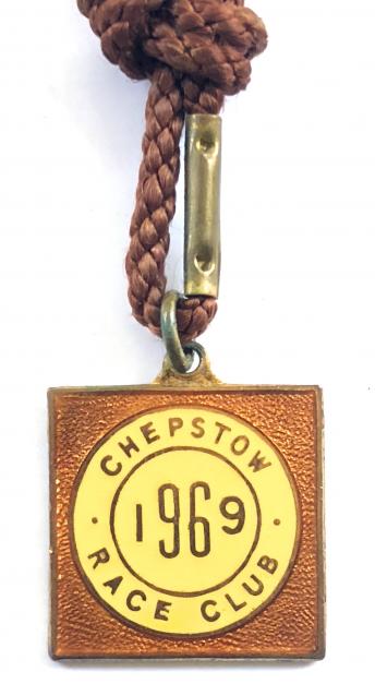 1969 Chepstow Race Club horse racing badge