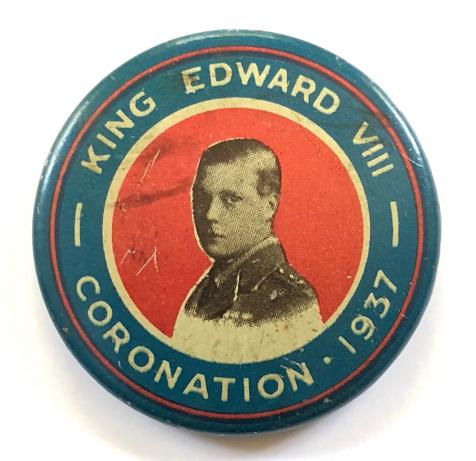 Edward VIII 1937 Coronation photographic celluloid tin button badge
