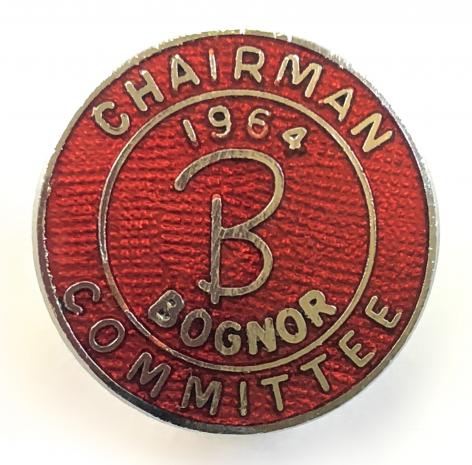 Butlins Bognor 1964 red chairman committee badge