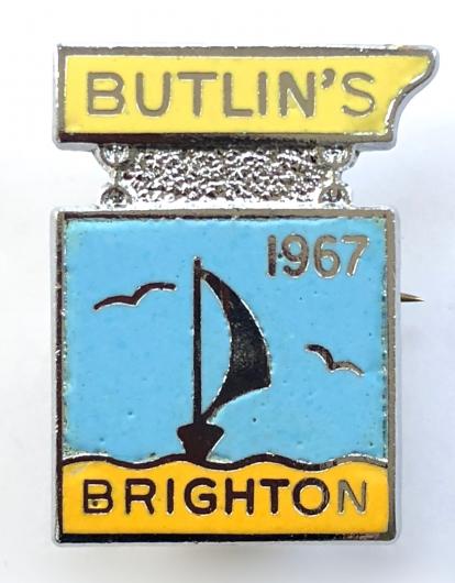 Butlins 1967 Brighton holiday camp sailing yacht badge