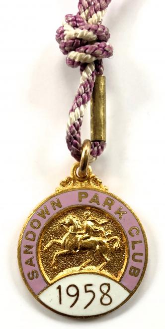 Sandown Park 1958 horse racing club membership badge