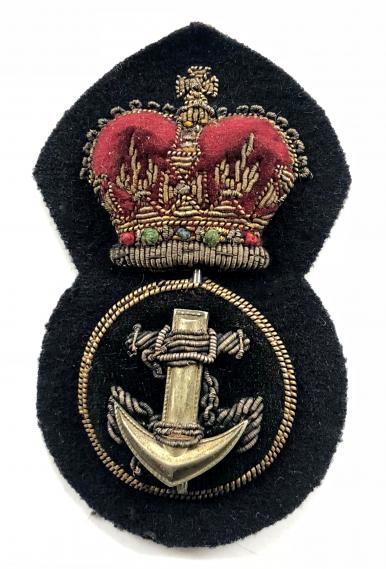 Royal Navy Petty Officer cap badge circa post