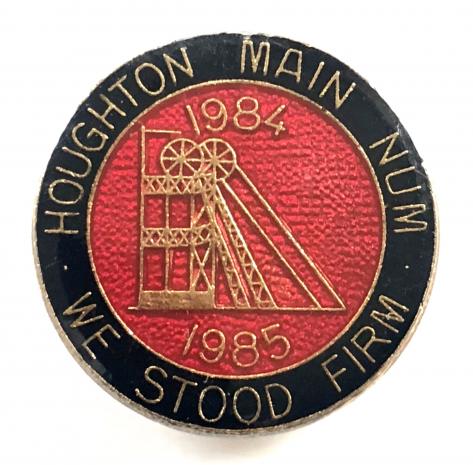 National Union of Miners Houghton Main NUM 1984 strike badge