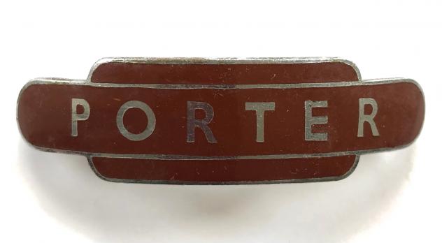 British Railways Porter western region totem style cap badge J.R.Gaunt