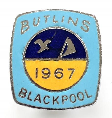 Butlins 1967 Blackpool holiday camp bird & boat badge