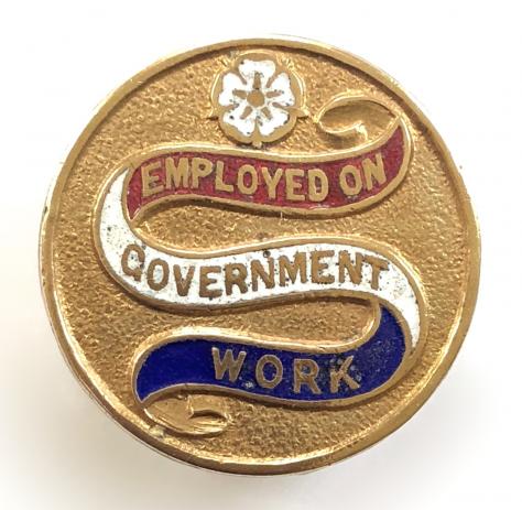 WW1 Employed On Government Work munition workers war service badge