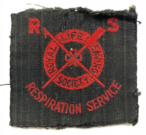 Civil Defence Royal Life Saving Society Respiration Service cloth breast badge