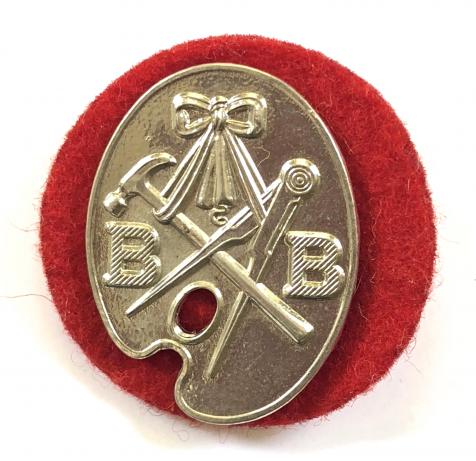 Vintage Schlaraffia Offenburgia Badensis Offenburg Germany  Chapter 271 Lapel Pin Hat Badge