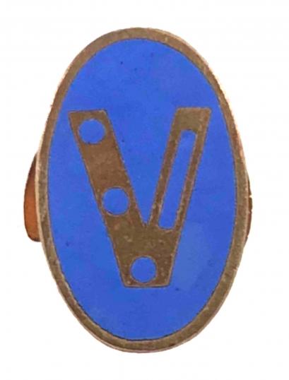 WW2 Churchills V For Victory morse code home front badge