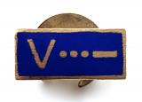 Churchills V For Victory morse code home front badge