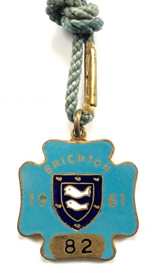 Brighton 1961 horse racing club badge