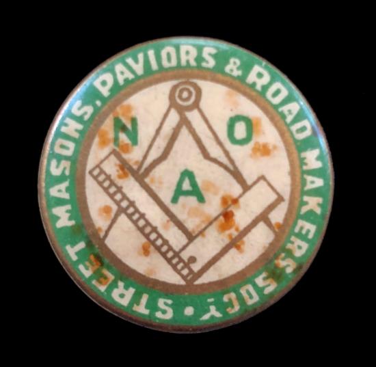 Street Masons, Paviors and Road Makers Society tin button union badge