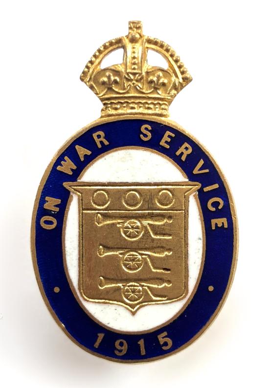 WW1 On War Service 1915 munition workers enamel badge J.R.GAUNT & SON LTD
