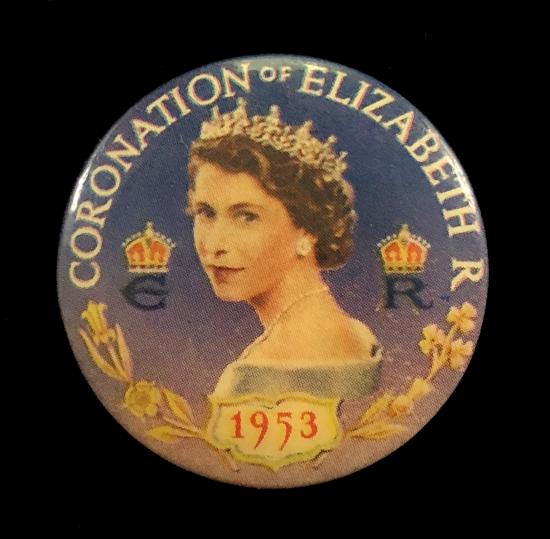 Coronation of Elizabeth II 1953 souvenir tin button badge