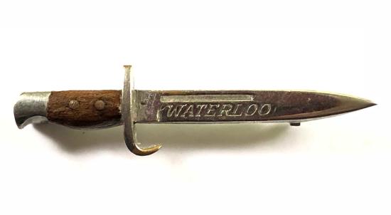 WW1 Waterloo Battle miniature bayonet pin badge