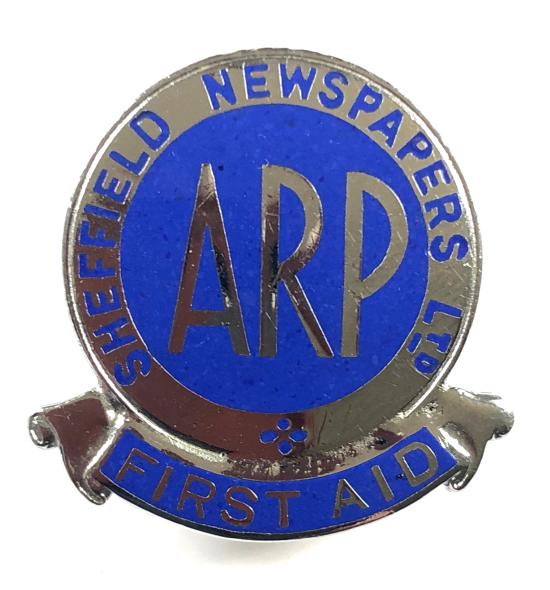 WW2 Sheffield Newspapers Ltd Air Raid Precaution badge