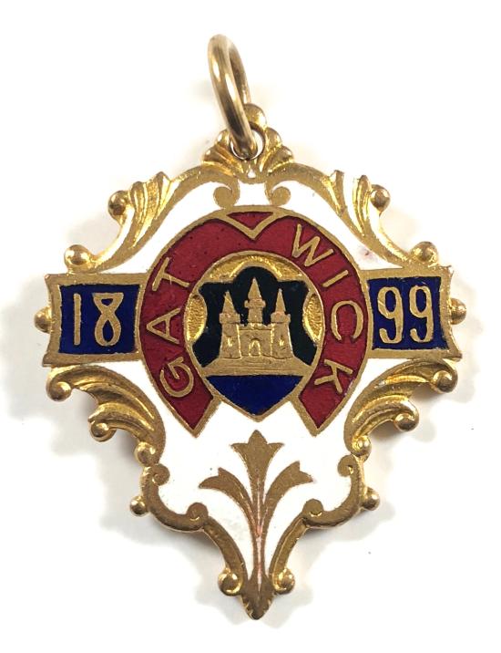 1899 Gatwick Racecourse horse racing club badge