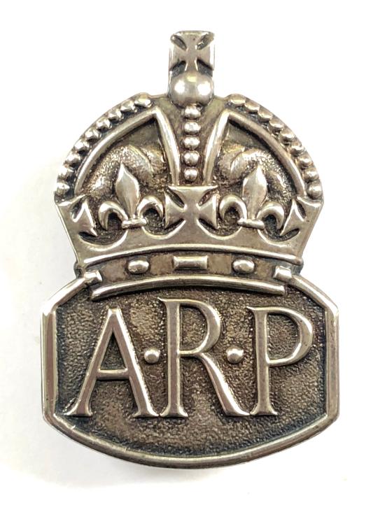 Air Raid Precautions 1939 silver ARP male warden badge