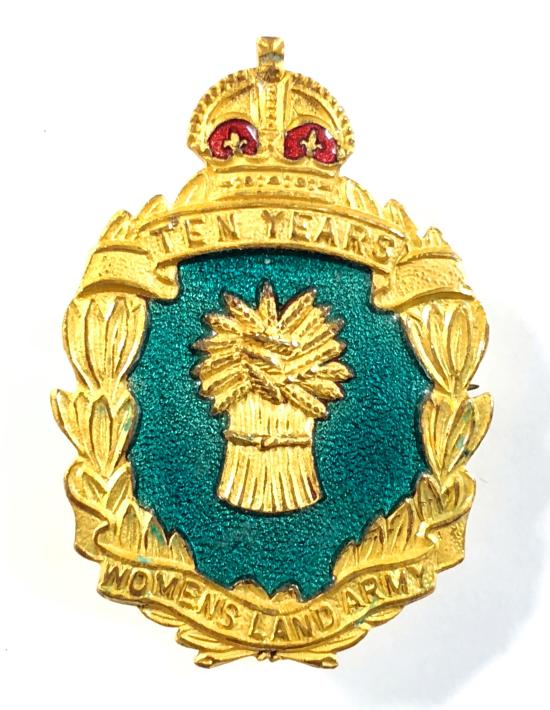 1949 Womens Land Army ten years service badge