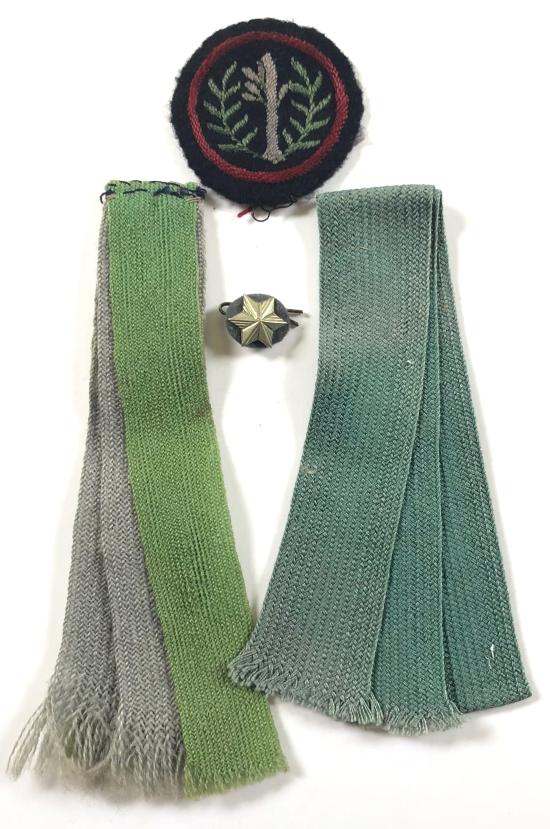 Girl Guides Larch Tree patrol emblem felt badge and knot c1925