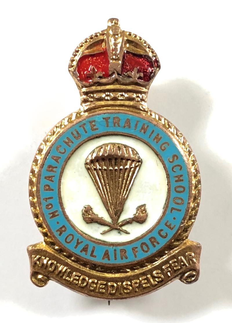 RAF No 1 Parachute Training School Royal Air Force badge c1940s