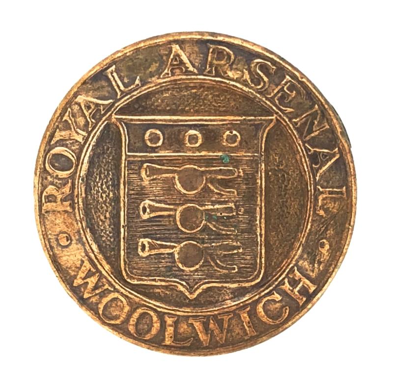 WW2 Royal Arsenal Woolwich Royal Ordnance Factory officially numbered badge