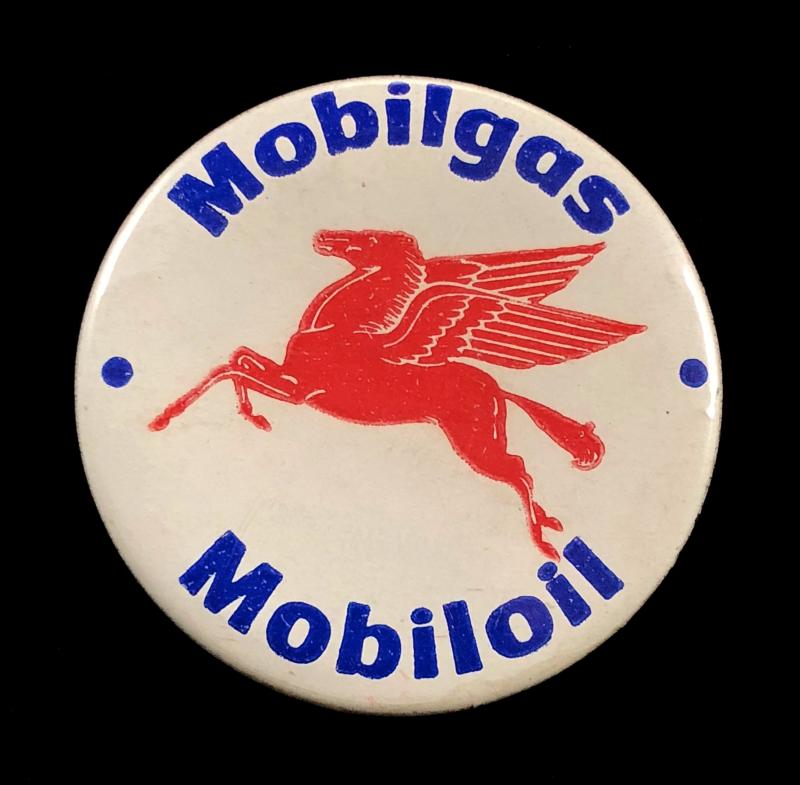 Mobilgas Mobiloil petrol company advertising celluloid tin button badge