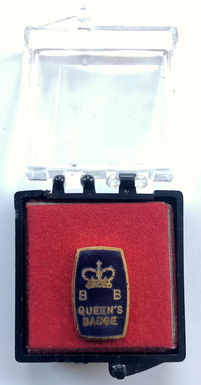 Boys Brigade Queens Badge 1968 to 1984 miniature enamel award & case