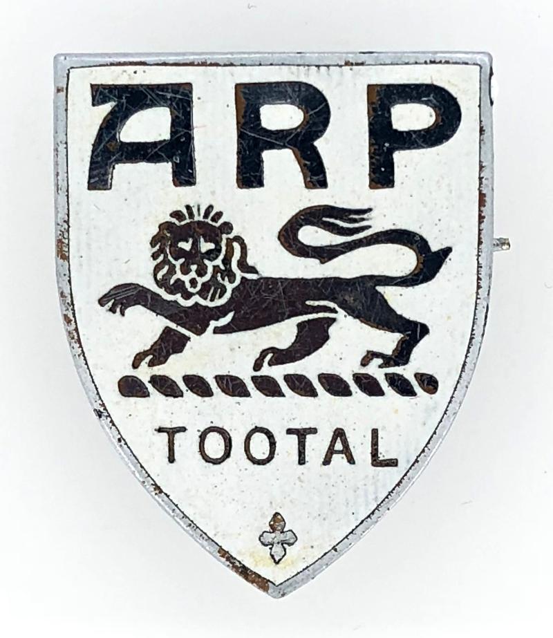 WW2 TOOTAL ARP air raid precautions warden pin badge