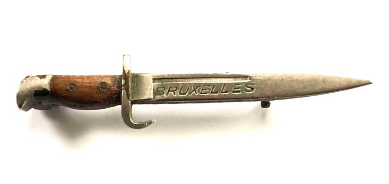 WW1 Bruxelles miniature bayonet battle pin badge