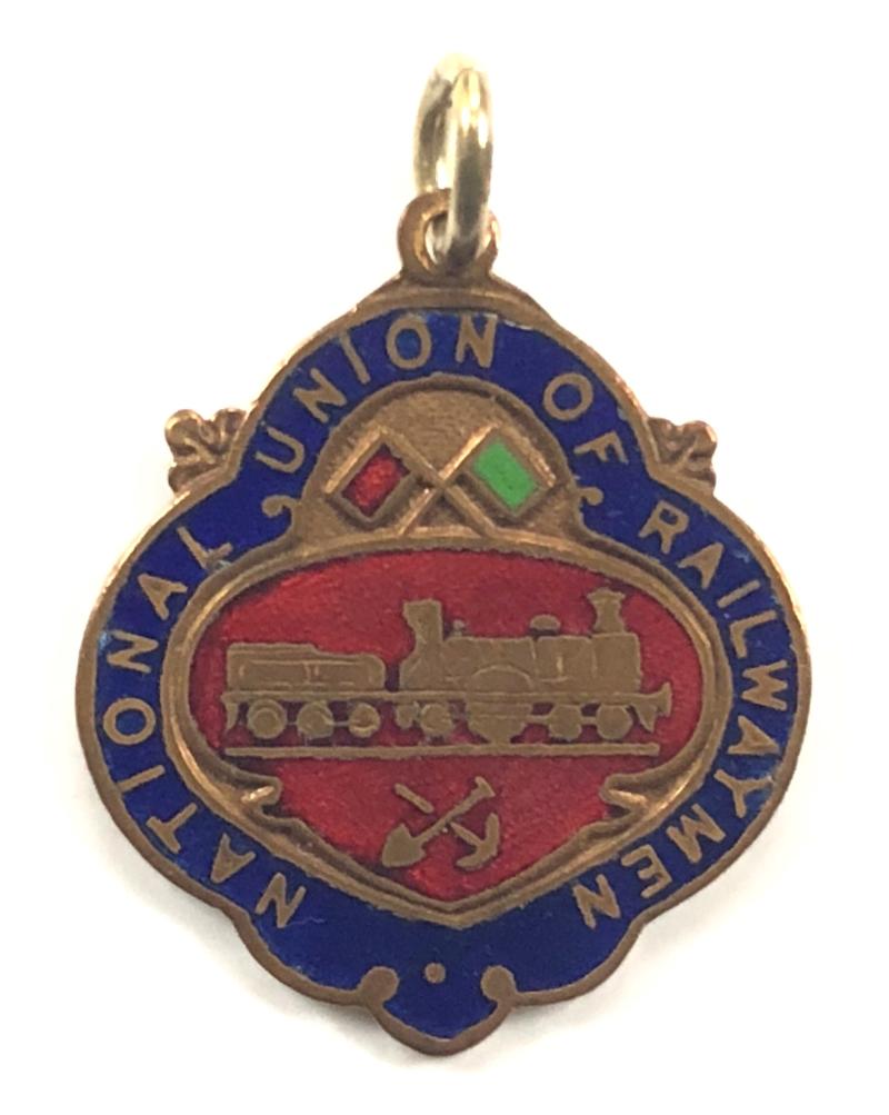 National Union of Railwaymen NUR trade union membership badge fob