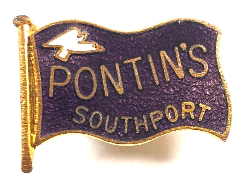 Pontins Southport holiday camp flag badge