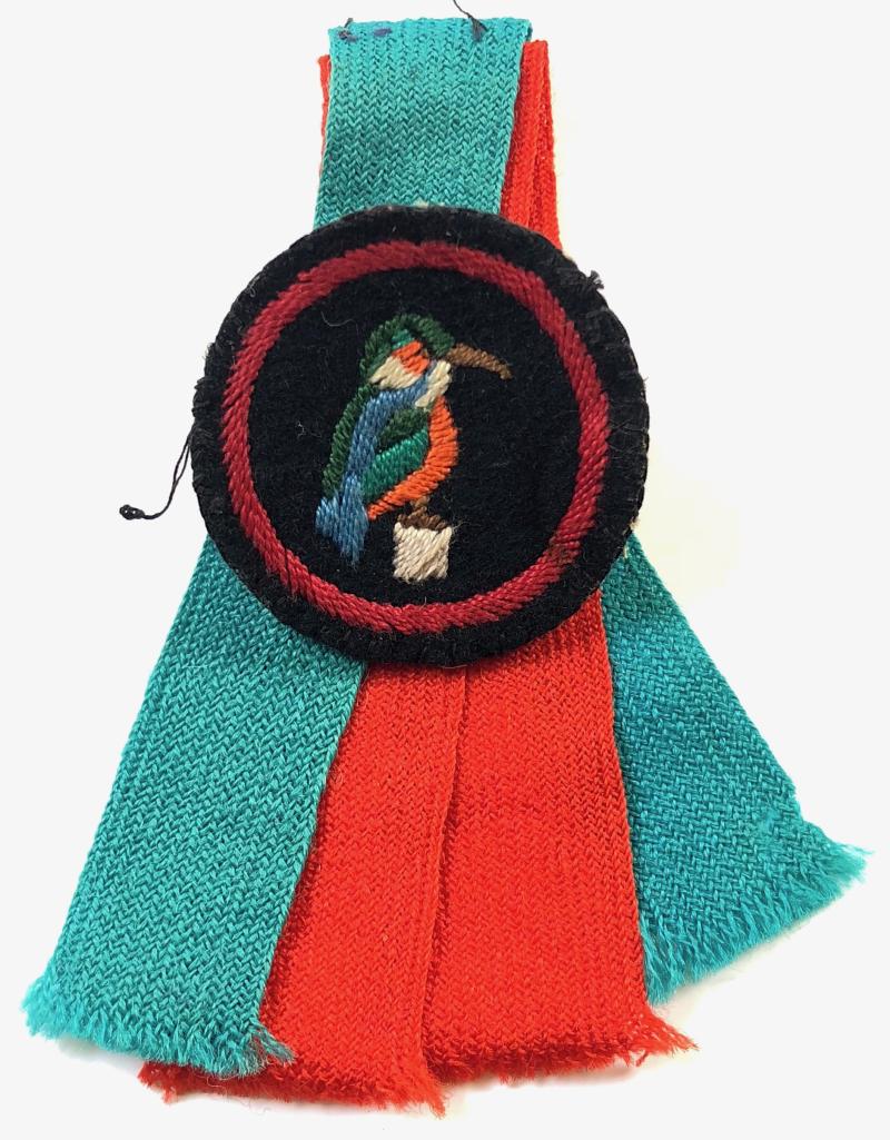 Girl Guides Kingfisher bird patrol emblem felt badge and knot c1925