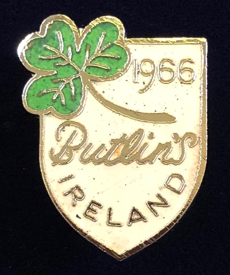 Butlins 1966 Mosney Ireland holiday camp shamrock badge