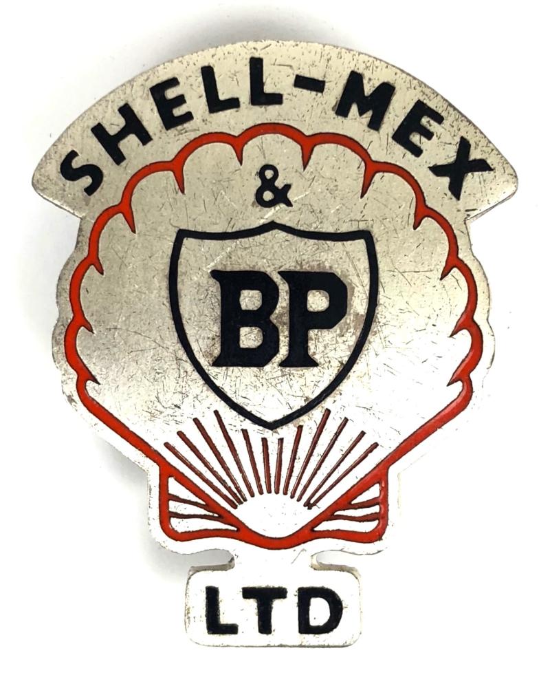 Shell-Mex and BP Ltd cap badge 1932 to 1976